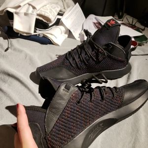 Size 10 mens brand new kicks